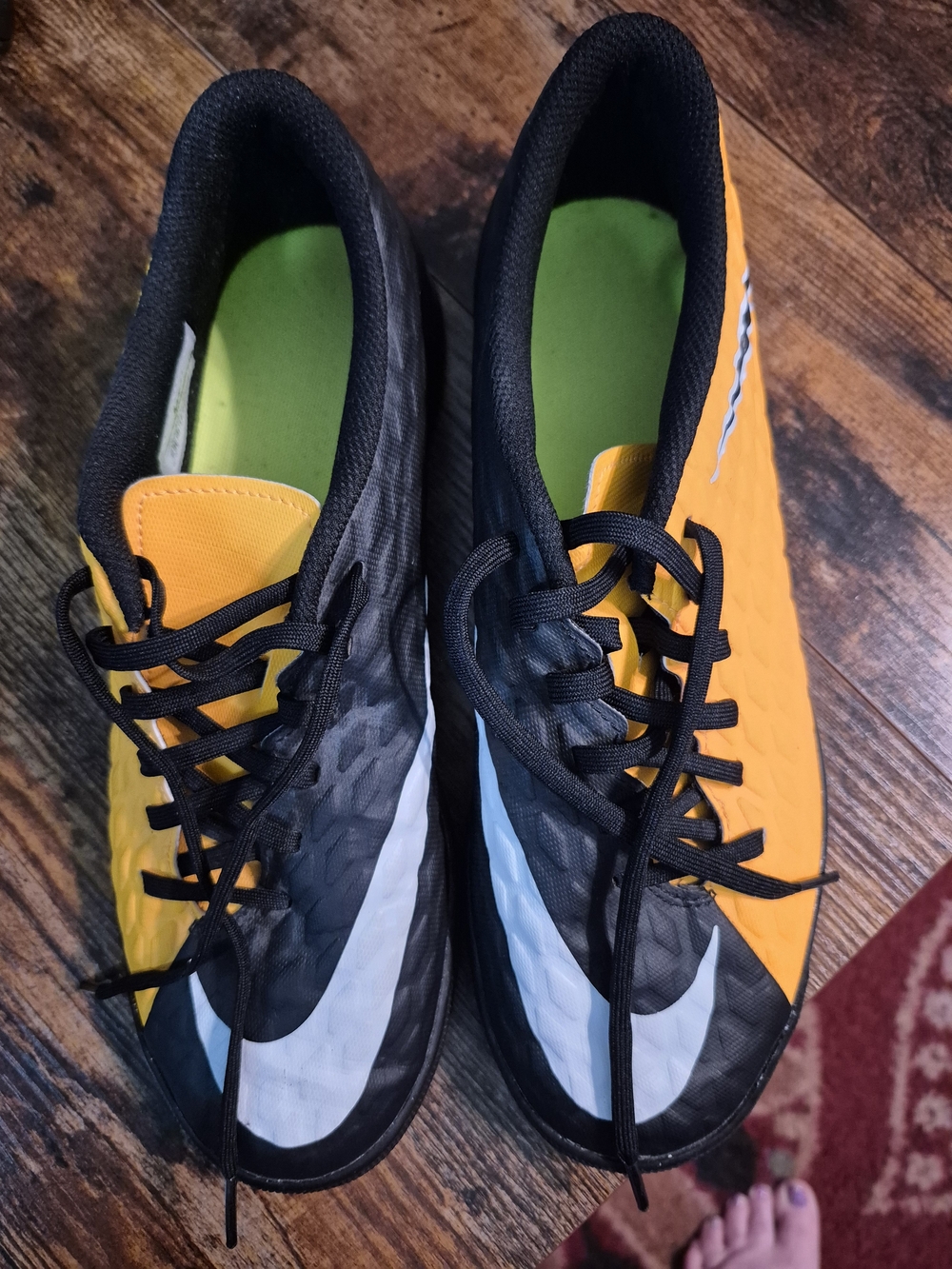 Nike Black & Yellow Men's Size 8 Soccer Shoes with White Swoosh